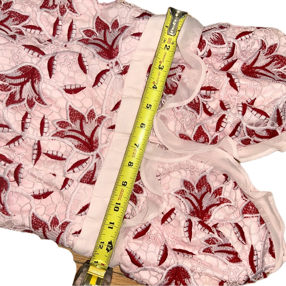 Bardot Coco Lace midi dress in pink with red and pink floral accents size 4 - Picture 4 of 9